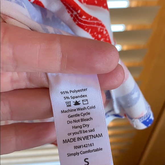 Americana LuLaRoe Irma - Picture 5 of 6